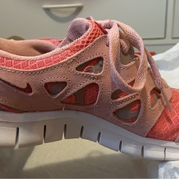 Nike Free Run 2 NEW Big kid size 6 women’s size 8 - Picture 5 of 5